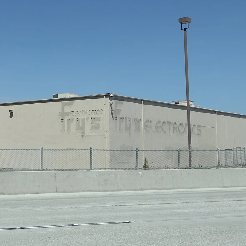 Fry's Electronics store